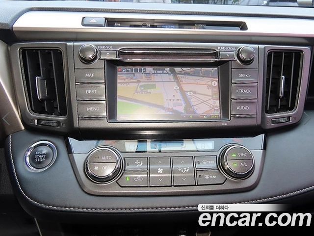 Toyota RAV4 2.5 4WD 4th 2015 — фото 18