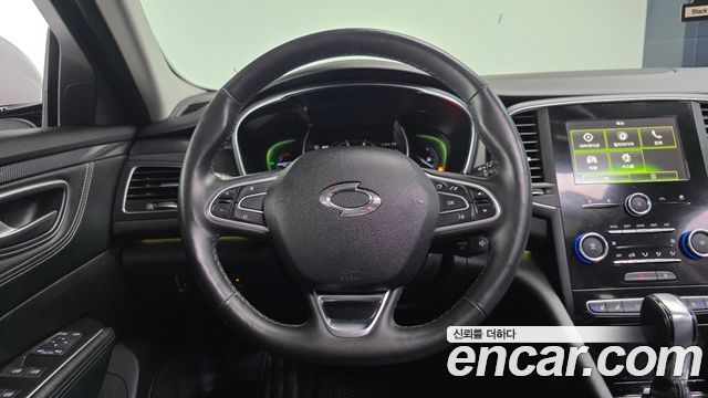 Renault Korea SM6 2.0 GDe LE 2016 — фото 16
