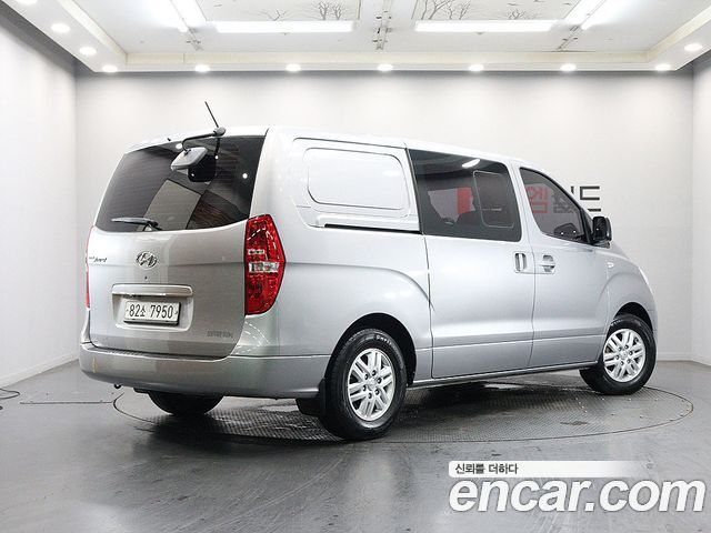 Hyundai Grand Starex 5-Seater VAN Smart 2017 — фото 4