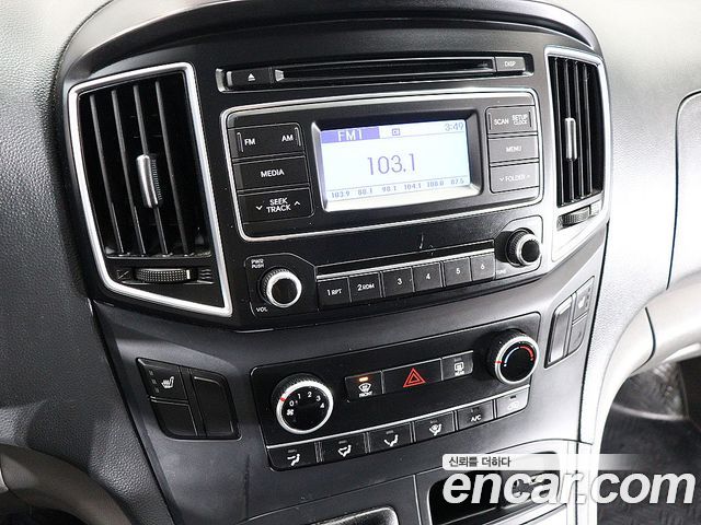 Hyundai Grand Starex 5-Seater VAN Smart 2017 — фото 8