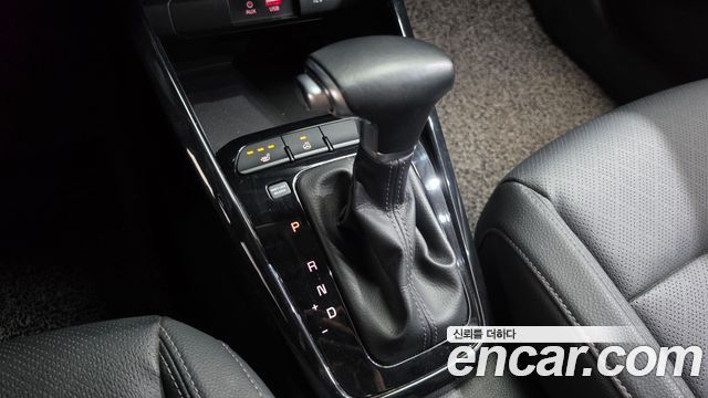 Kia Stonic 1.4 Trendy 2018 — фото 9