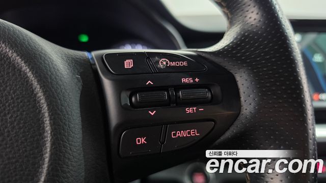 Kia Stonic 1.4 Trendy 2018 — фото 16