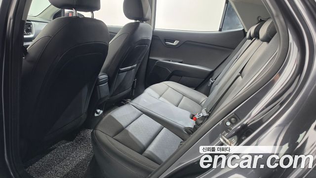 Kia Stonic 1.4 Trendy 2018 — фото 18