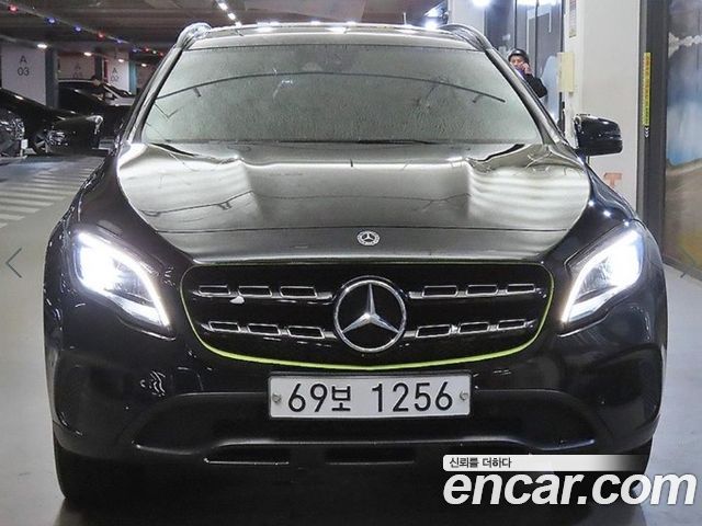 Mercedes-Benz GLA-Class (X156) GLA220 Premium 2018 — фото 2