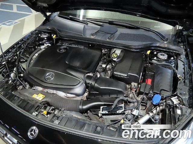 Mercedes-Benz GLA-Class (X156) GLA220 Premium 2018 — фото 23