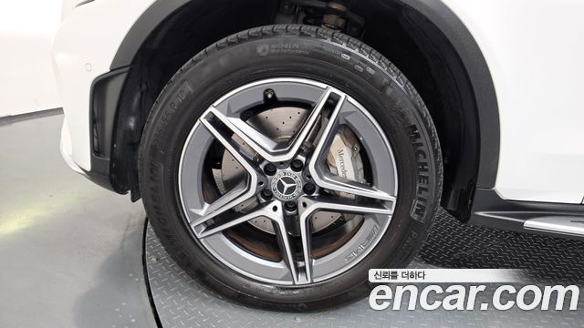 Mercedes-Benz GLC-Class (X253) GLC300e 4MATIC Coupe 2021 — фото 5
