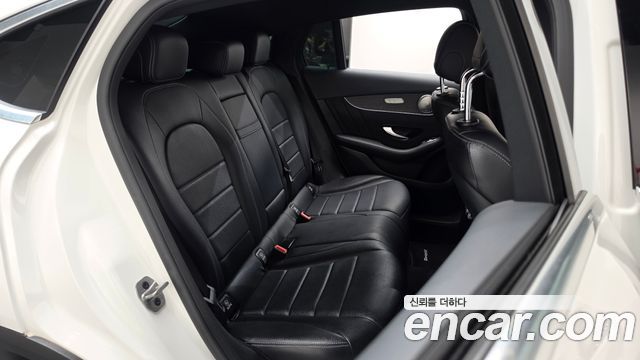 Mercedes-Benz GLC-Class (X253) GLC300e 4MATIC Coupe 2021 — фото 11