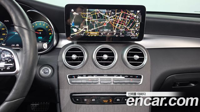 Mercedes-Benz GLC-Class (X253) GLC300e 4MATIC Coupe 2021 — фото 12