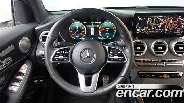 Mercedes-Benz GLC-Class (X253) GLC300e 4MATIC Coupe 2021 — фото 13