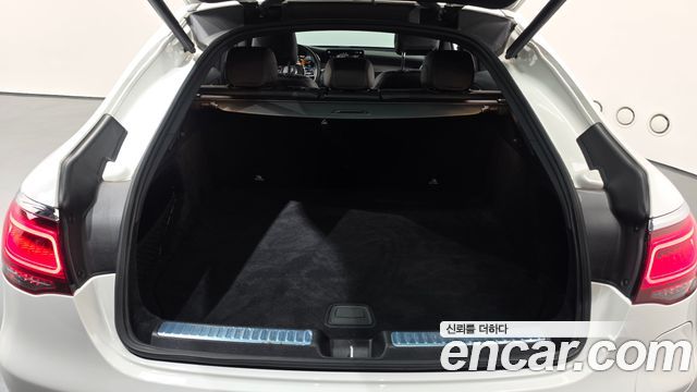 Mercedes-Benz GLC-Class (X253) GLC300e 4MATIC Coupe 2021 — фото 17