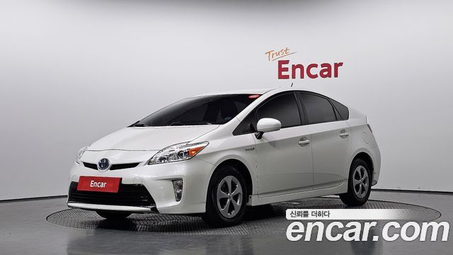 Toyota Prius 1.8 E