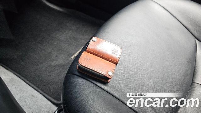 Toyota Prius 1.8 E 2015 — фото 18