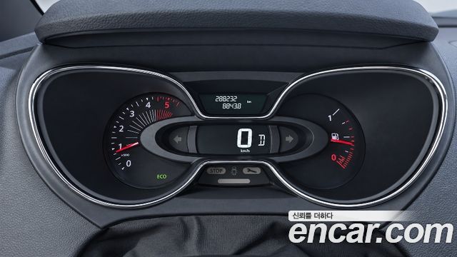 Renault Korea QM3 RE Signature 2017 — фото 7