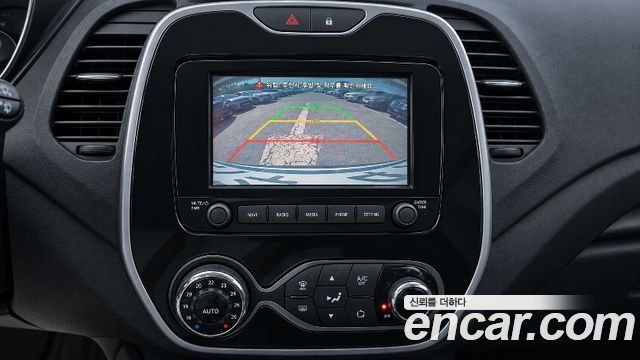 Renault Korea QM3 RE Signature 2017 — фото 13