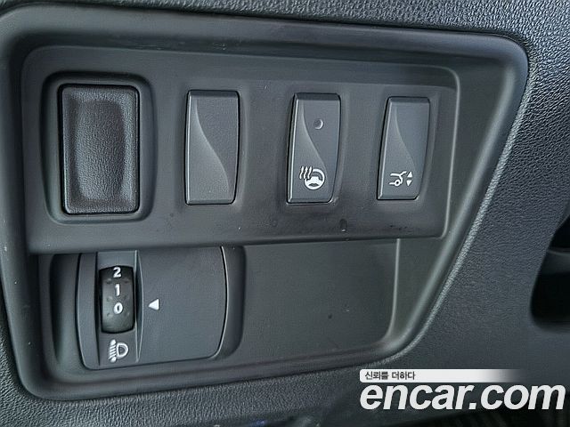 Renault Korea QM6 Gasoline 2WD LE 2019 — фото 9