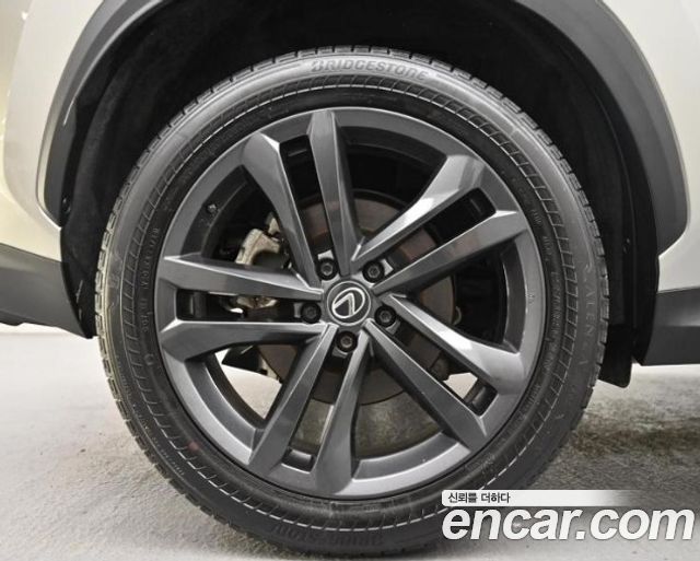 Lexus NX350h (II) Premium 2025 — фото 5