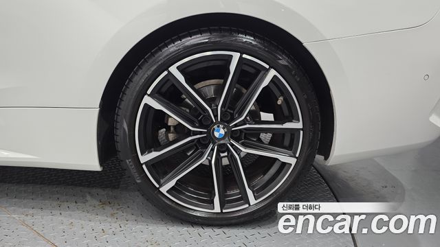 BMW 4 Series (G22) 420i M Sport Coupe 2024 — фото 21