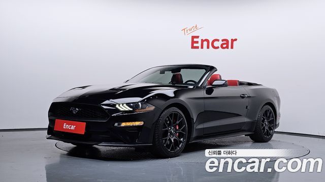 Ford Mustang Convertible