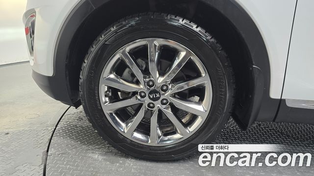 Kia Sorento Diesel 2.2 4WD Noblesse Special 2016 — фото 5