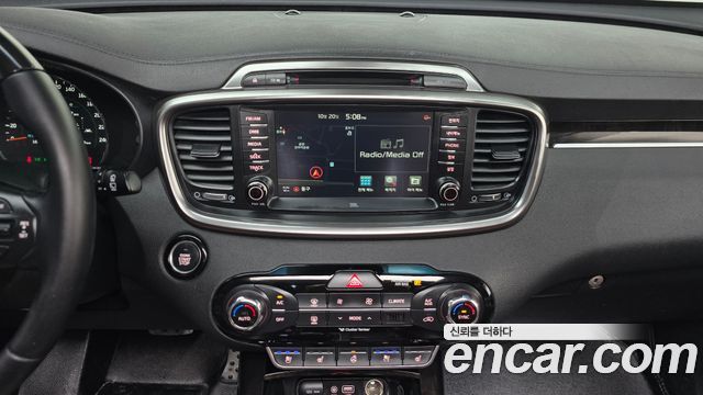 Kia Sorento Diesel 2.2 4WD Noblesse Special 2016 — фото 13