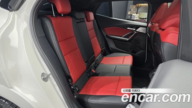 BMW X2 (U10) xDrive 20i M Sport 2024 — фото 12