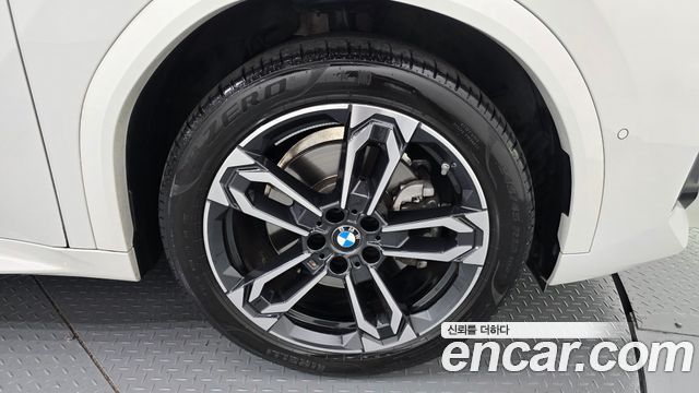 BMW X2 (U10) xDrive 20i M Sport 2024 — фото 21