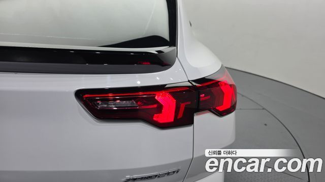 BMW X2 (U10) xDrive 20i M Sport 2024 — фото 23