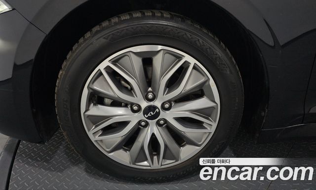 Kia K5 Hybrid (III) Prestige 2023 — фото 5