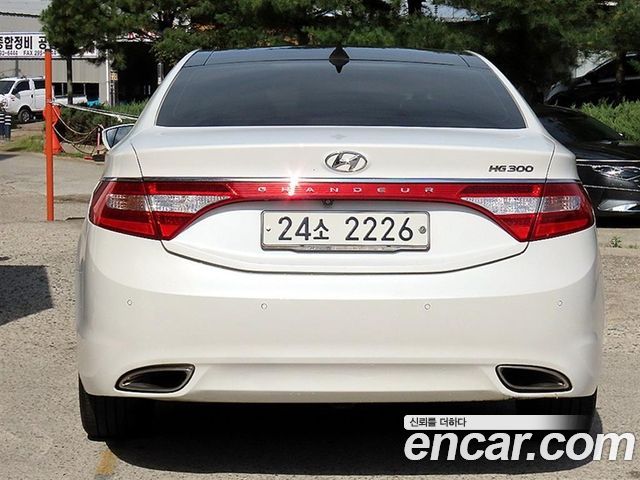 Hyundai Grandeur (HG) HG240 Modern 2013 — фото 4