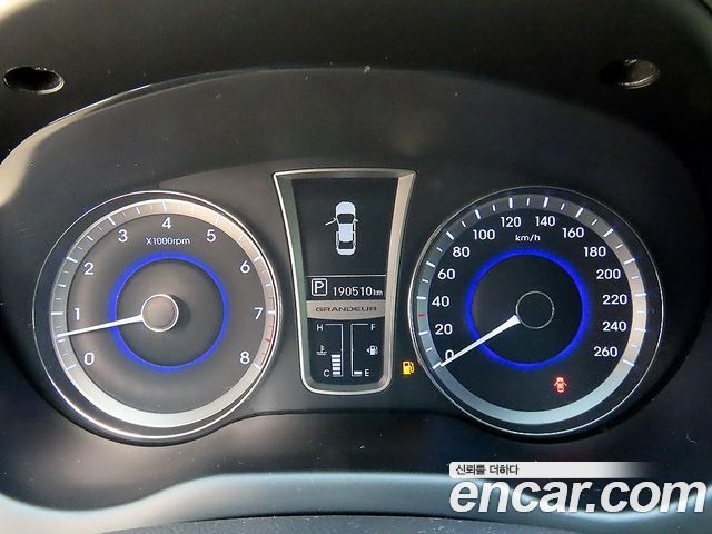 Hyundai Grandeur (HG) HG240 Modern 2013 — фото 9