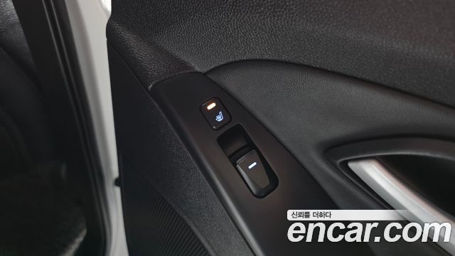 Hyundai Tucson ix Diesel(e-VGT) 2WD Premium 2014 — фото 19