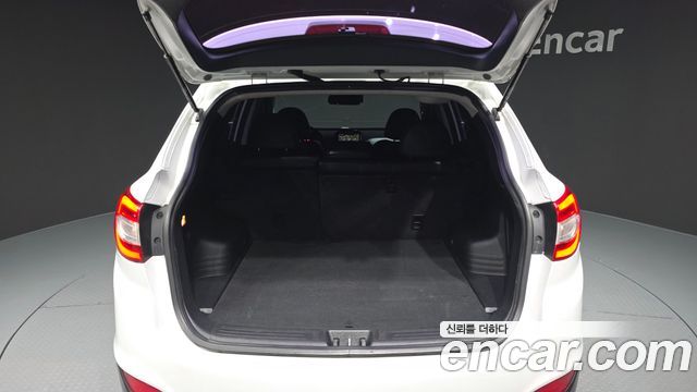 Hyundai Tucson ix Diesel(e-VGT) 2WD Premium 2014 — фото 20