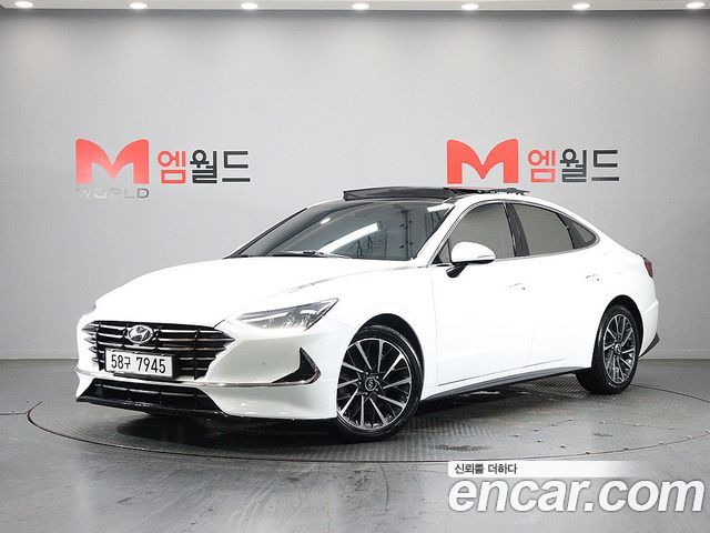 Hyundai Sonata (DN8) 2.0 Premium Family