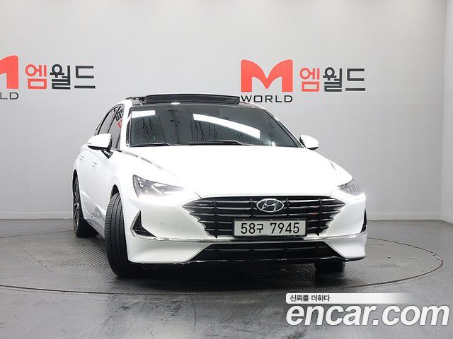Hyundai Sonata (DN8) 2.0 Premium Family 2020 — фото 2