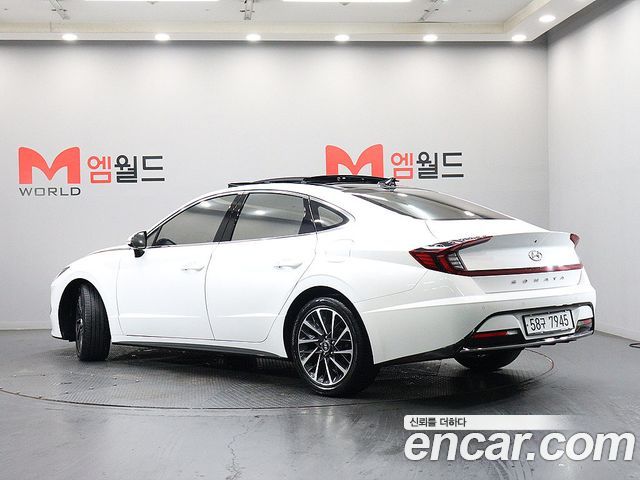 Hyundai Sonata (DN8) 2.0 Premium Family 2020 — фото 3