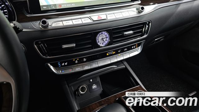Kia K9 3.8 GDI AWD PlatinumⅡ 2020 — фото 17