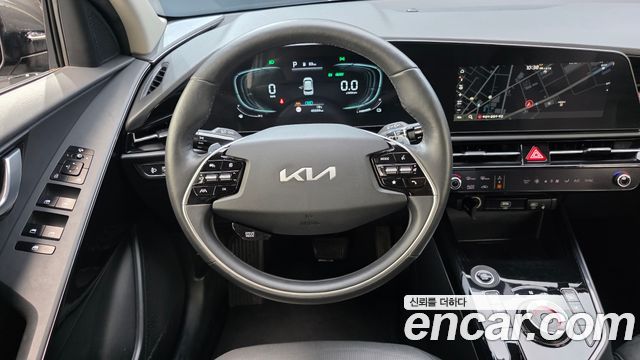 Kia Niro Prestige 2024 — фото 13