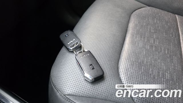 Kia Niro Prestige 2024 — фото 20