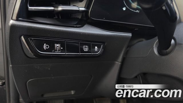 Kia Niro Prestige 2024 — фото 27