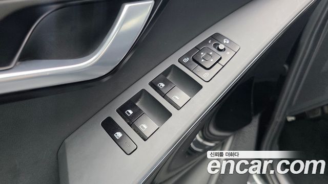 Kia Niro Prestige 2024 — фото 28