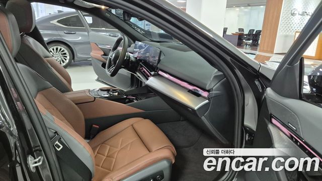 BMW 5 Series (G60) 530i xDrive M Sport 2026 — фото 17