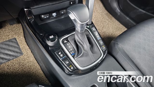 Kia Seltos Gasoline 1.6 Turbo 4WD Signature 2022 — фото 9