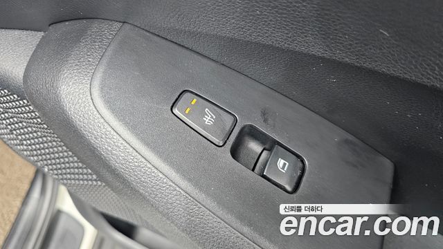 Kia Seltos Gasoline 1.6 Turbo 4WD Signature 2022 — фото 16