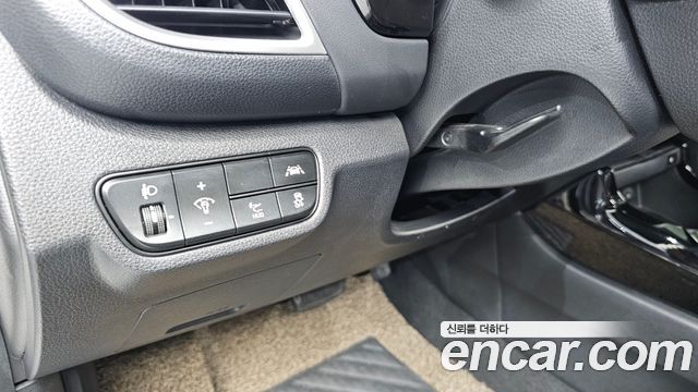 Kia Seltos Gasoline 1.6 Turbo 4WD Signature 2022 — фото 19