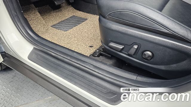 Kia Seltos Gasoline 1.6 Turbo 4WD Signature 2022 — фото 28