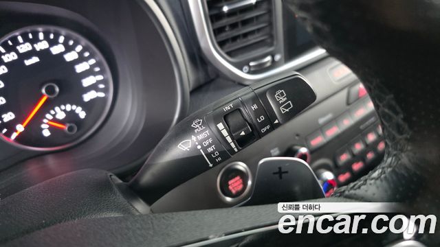 Kia Sportage The Bold Diesel 2.0 2WD Prestige 2020 — фото 27