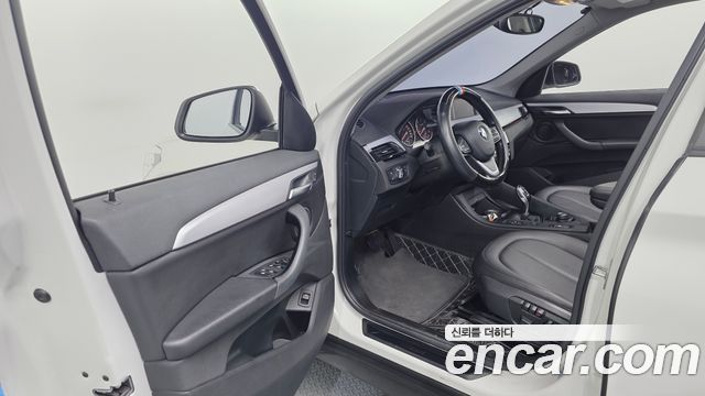 BMW X1 (F48) xDrive 20d Joy 2018 — фото 10