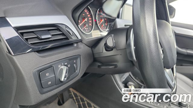 BMW X1 (F48) xDrive 20d Joy 2018 — фото 19