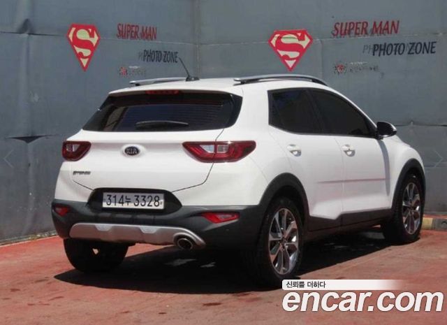 Kia Stonic Diesel 1.6 Prestige 2018 — фото 3