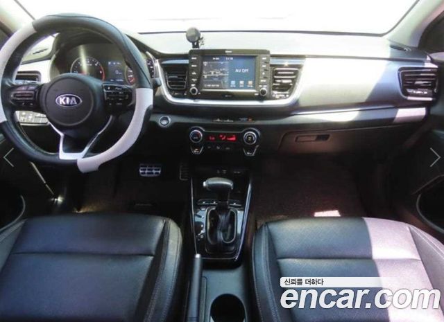 Kia Stonic Diesel 1.6 Prestige 2018 — фото 7